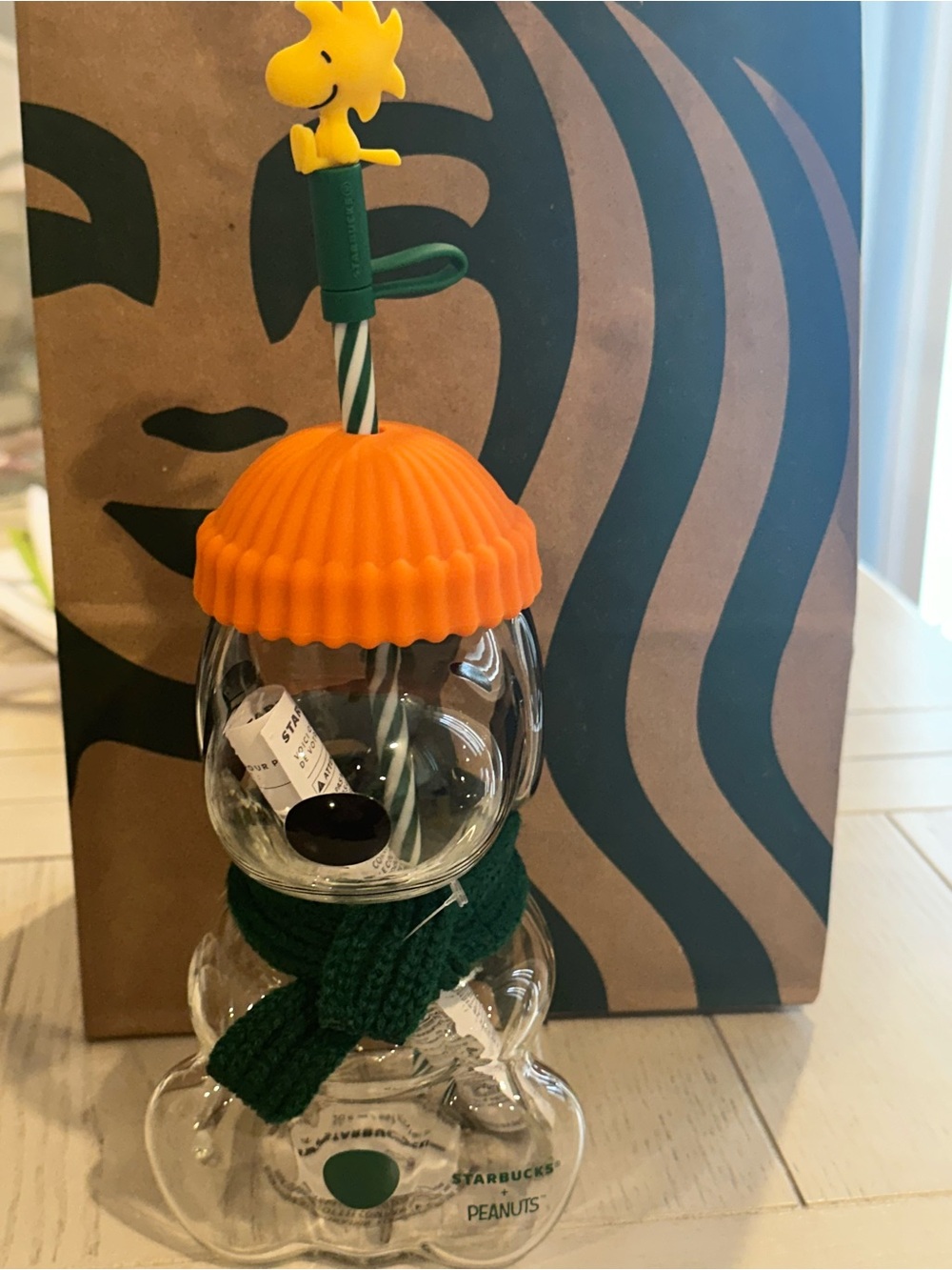 Starbucks Peanuts cup  2026  Snowman Accent - Orange Hat & Green Scarf